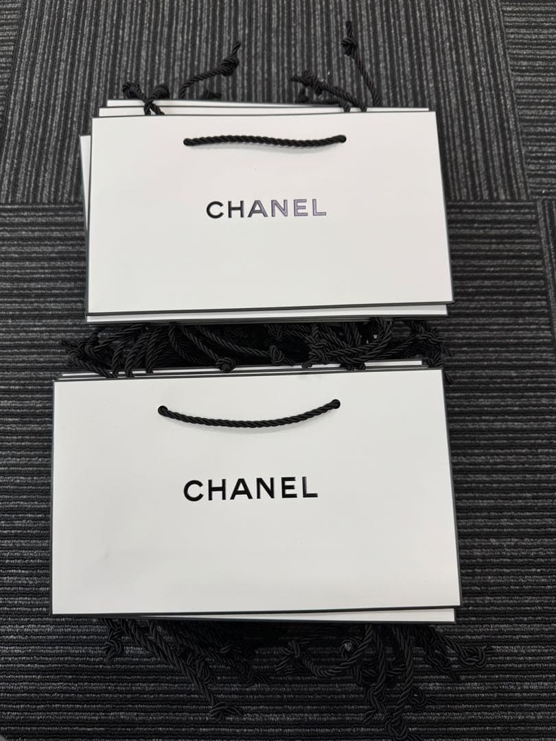 neko　CHANEL シャネル ショッパー 紙袋 中サイズ　200枚