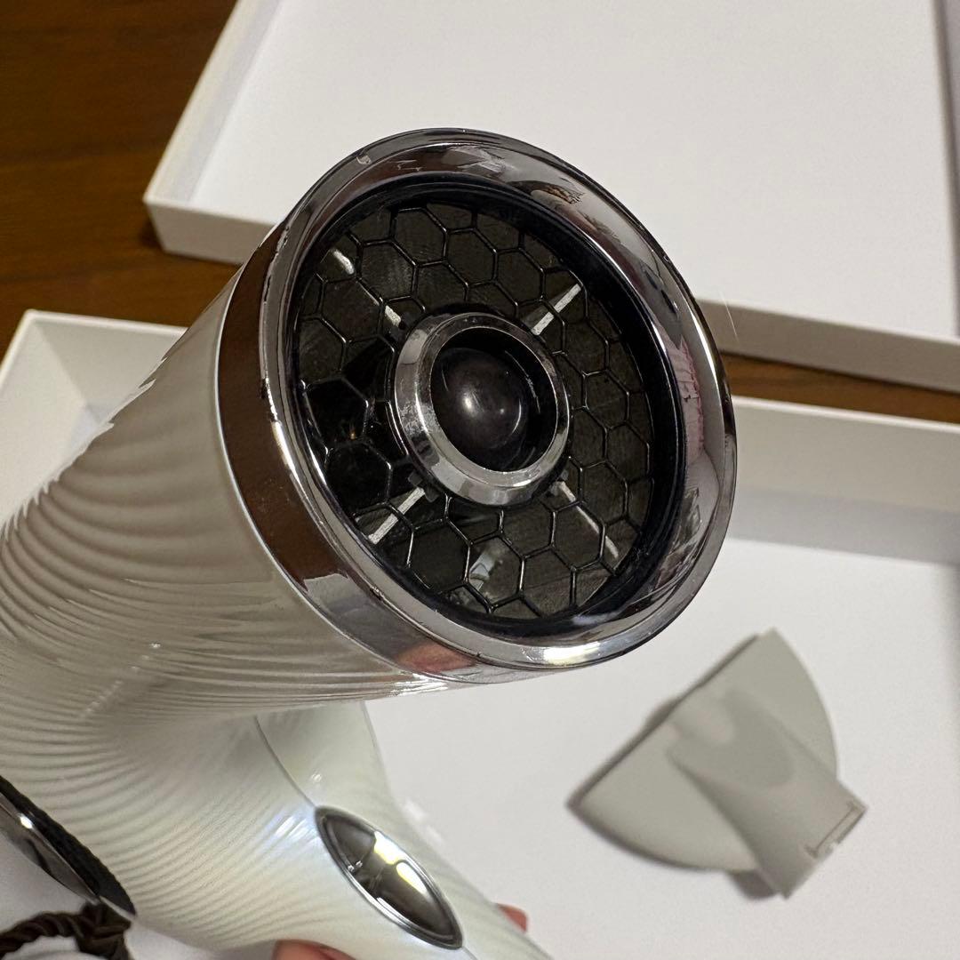 ReFa BEAUTECH DRYER（リファビューテック ドライヤー）ホワイト