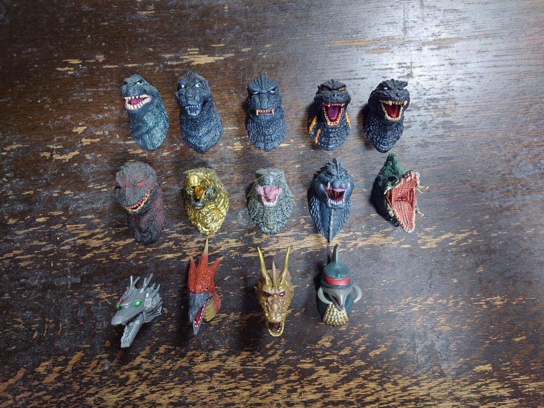 ゴジラ一番くじ　モンスターヘッドマグネット 14体セット