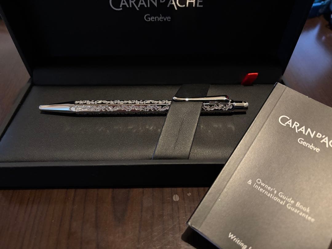 CARAN D'ACHE エクリドール