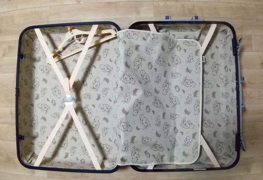 ウィニー・ザ・プー キャリーケース グレー