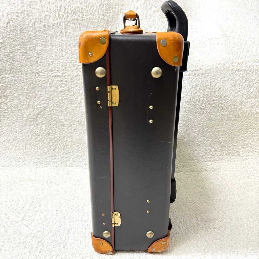 グローブトロッター サファリ スモールキャリーオン 30L 機内持込可