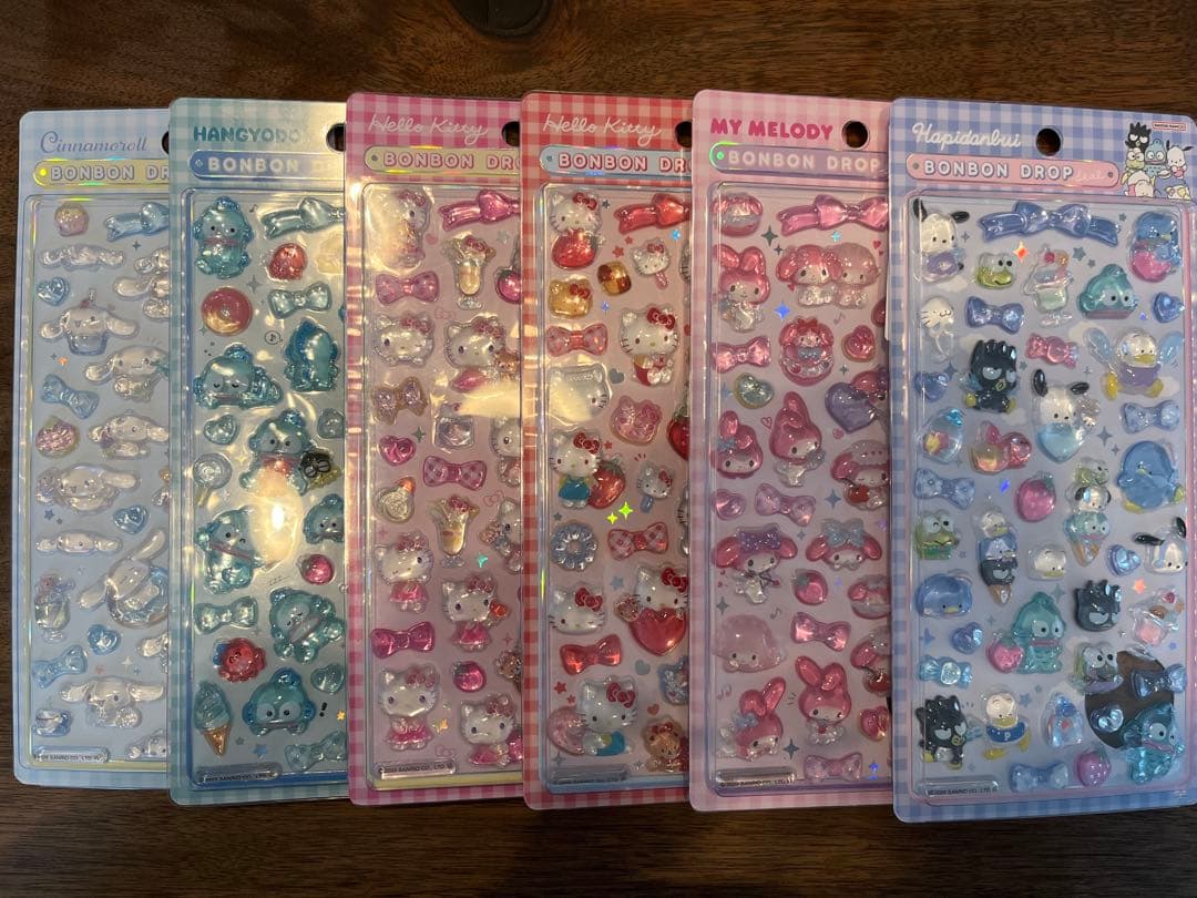 シールセット　140枚ほどあります。画像１1枚あります