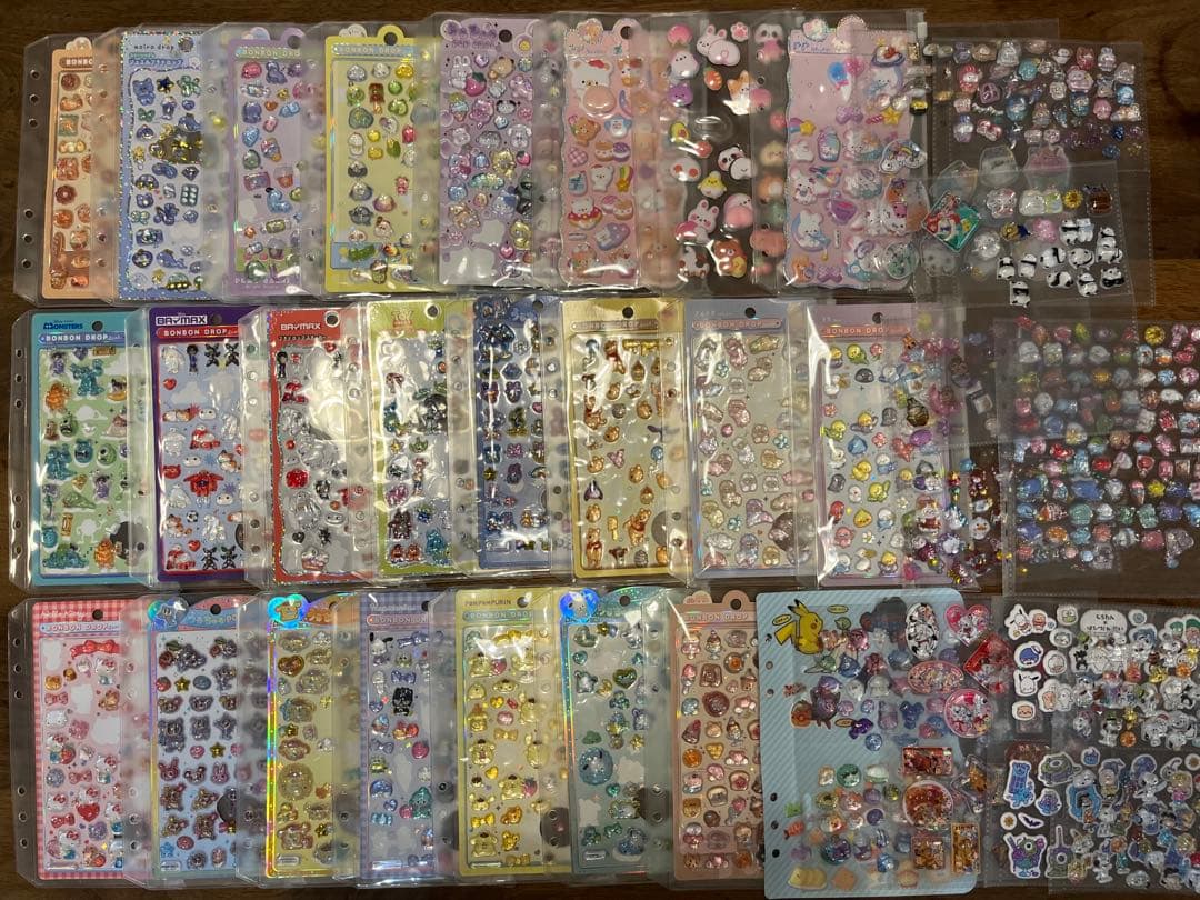 シールセット　140枚ほどあります。画像１1枚あります