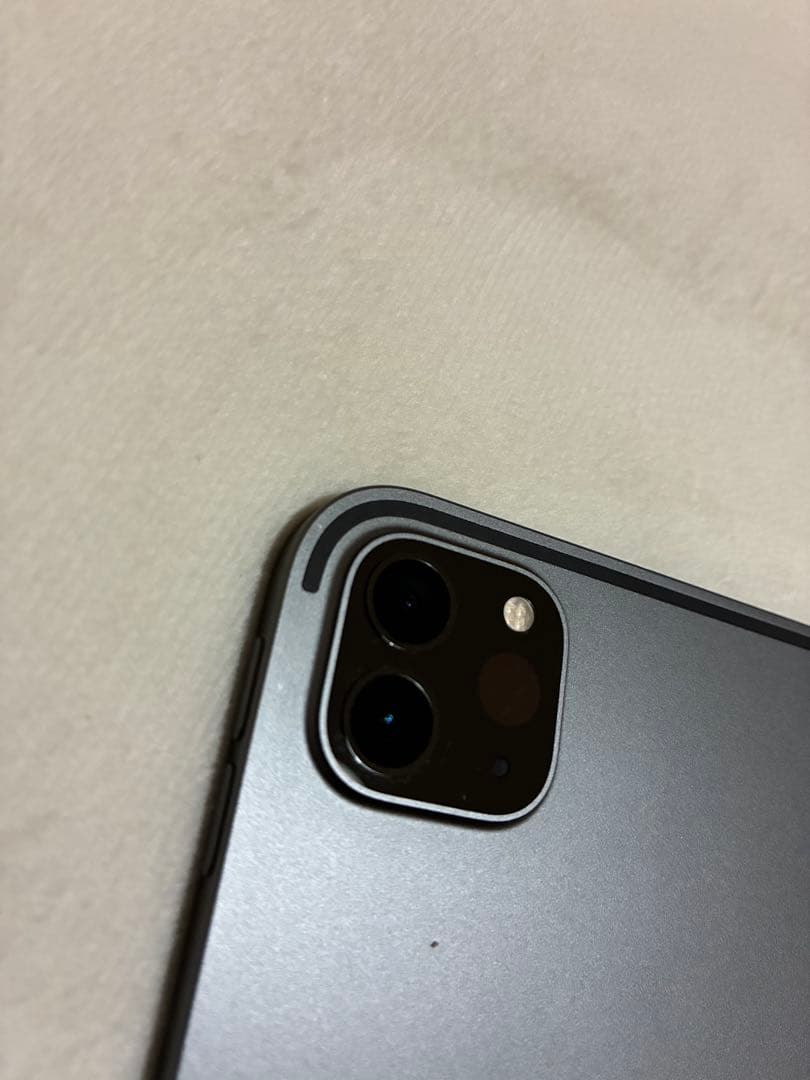 iPad Pro 11インチ　第二世代　美品