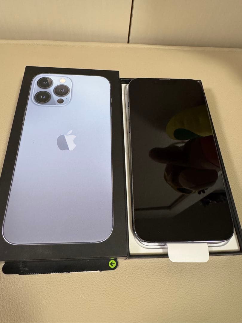 Apple iPhone 13 Pro Max シエラブルー 256GB【美品】