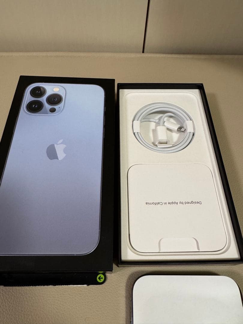 Apple iPhone 13 Pro Max シエラブルー 256GB【美品】