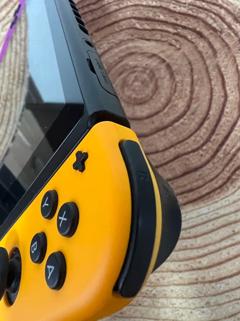 Nintendo Switch ニンテンドースイッチ本体　PPL/YEL 箱無し