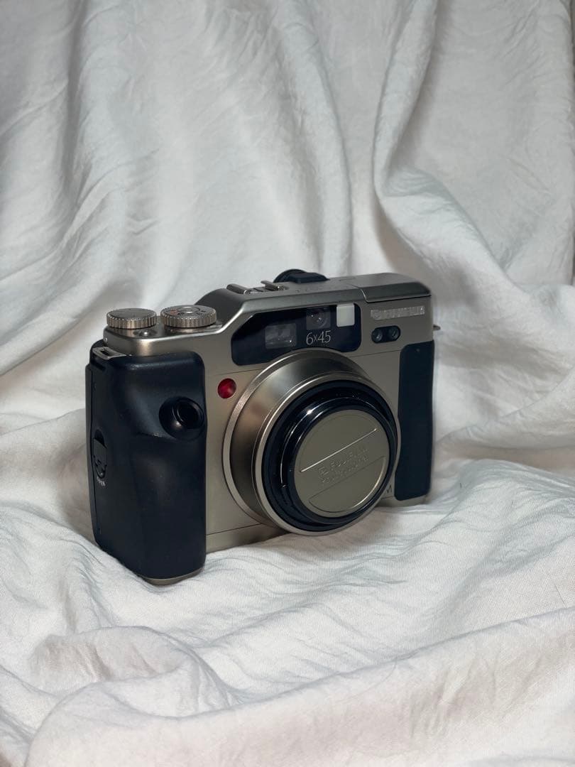 美品絶好調！FUJIFILM フジフィルムGA645Ziプロフェッショナル