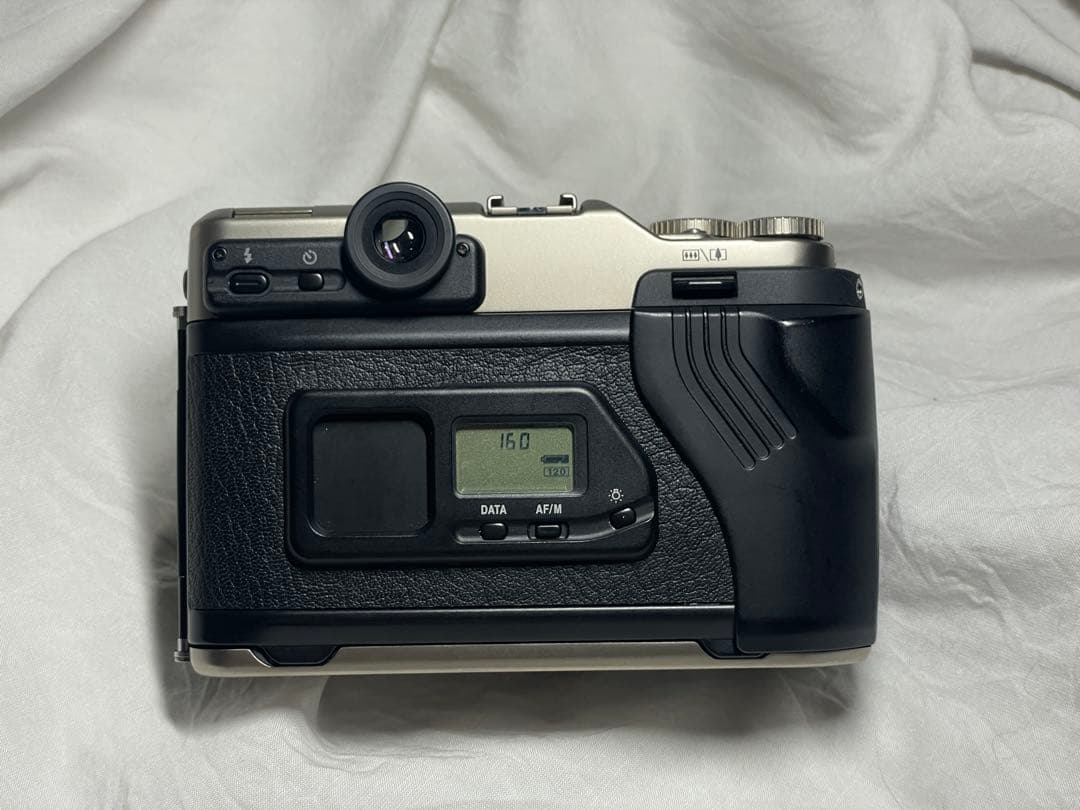 美品絶好調！FUJIFILM フジフィルムGA645Ziプロフェッショナル