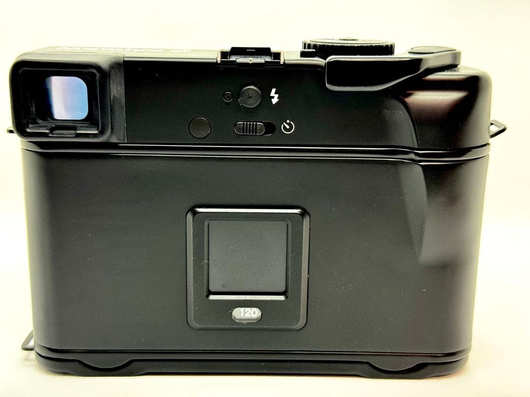 【新同・美品】ニューマミヤ６本体 ＋ レンズ75mm ＋150mm