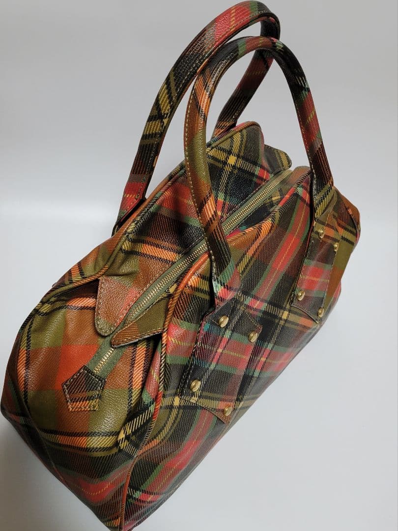 O*O様 ☆美品☆Vivienne Westwood タータンチェック柄 ハンド