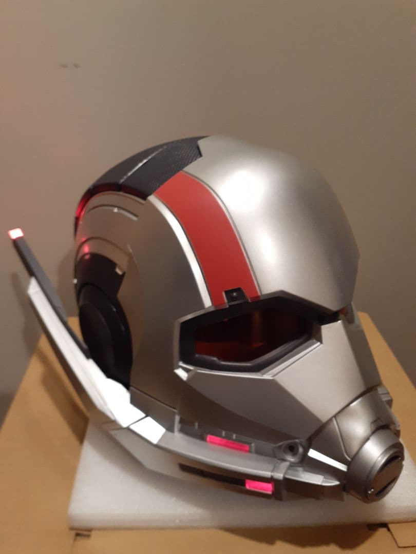 ハズブロ マーベルレジェンド１/1アントマン エレクトリックヘルメット