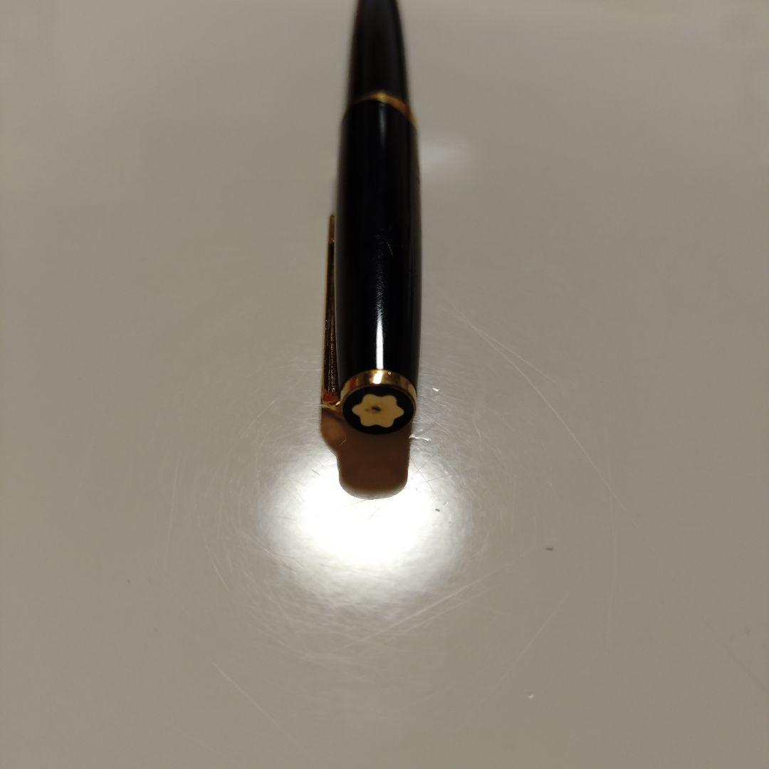 モンブラン 万年筆 黒 ゴールド装飾