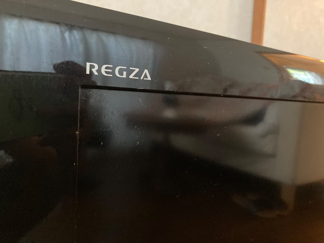 TOSHIBA REGZA テレビ 40型　リモコンなし