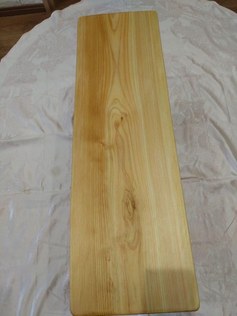 檜のベンチ(76・77)　あいこ❕丸太風の脚節無し座面をつるつる仕上げ