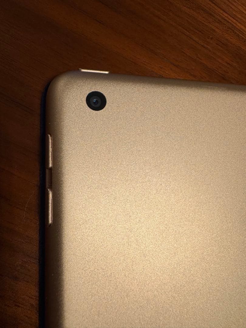 【美品】iPad 第6世代 ゴールド　128GB