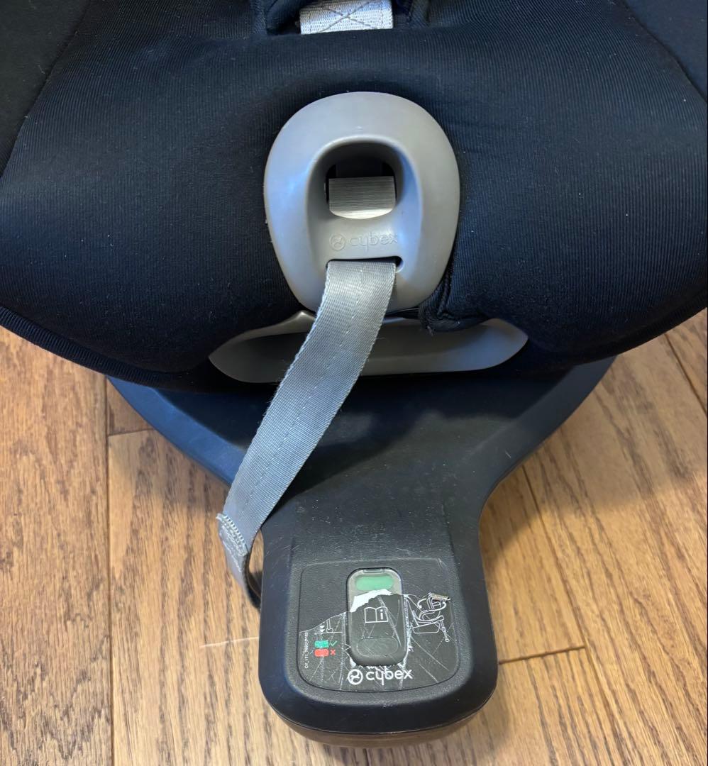 サイベックス　チャイルドシート　シローナSX2 i-Size ブラック