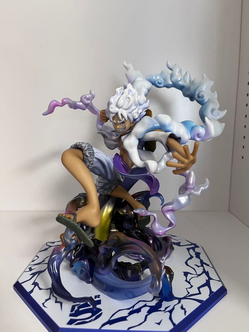 ワンピース　pop ギア5 ルフィ