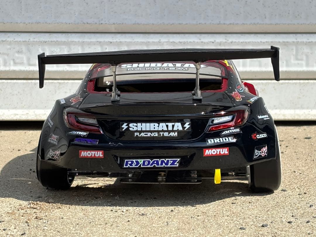 r31HOUSE gr86ラジコンボディー　SHIBATA仕様 塗装済未走行