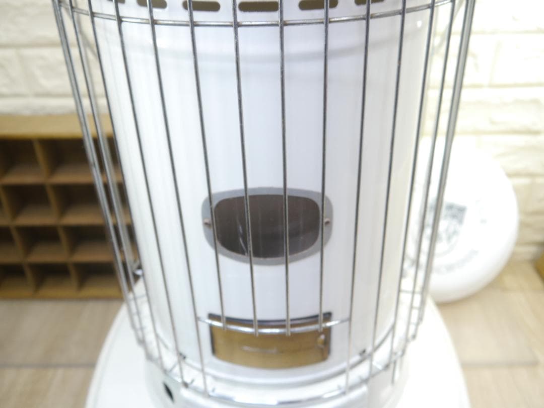 送料込◆2014⑨◆コロナ 石油ストーブ 円筒形ホワイト ストーブ 安全ガード付