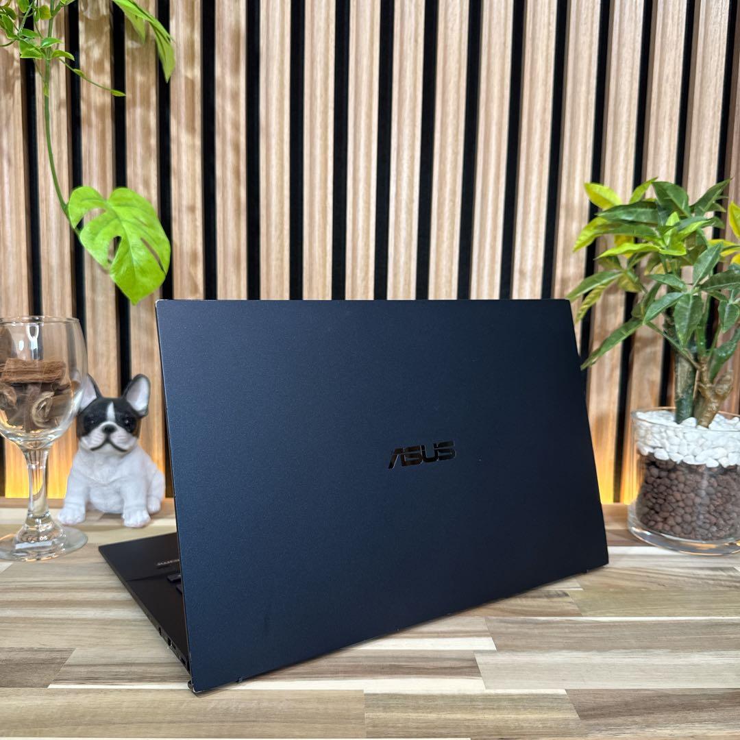 最高峰‼️ASUS☘️Core i7☘第10世代☘️メモリ16GB☘️ノートパソコン