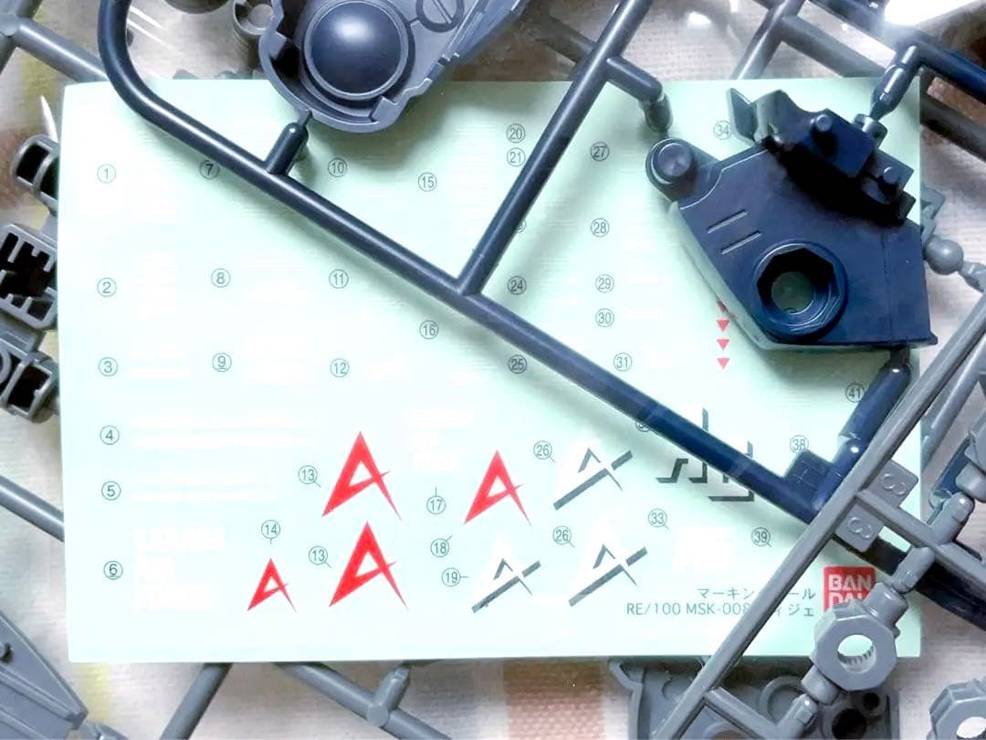 赤バンダイ RE 1/100 ディジェ