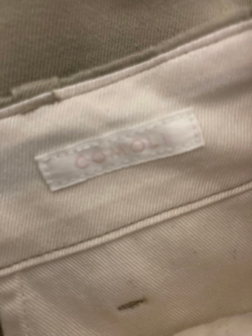 25SS コモリKHAKI チノパンツ