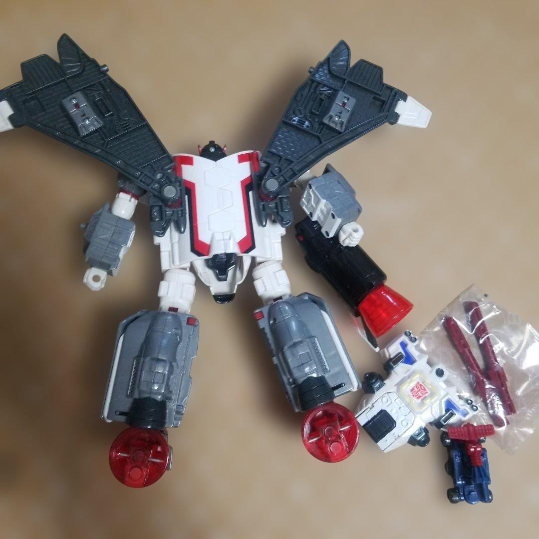 トランスフォーマー マイクロン伝説　３体セット