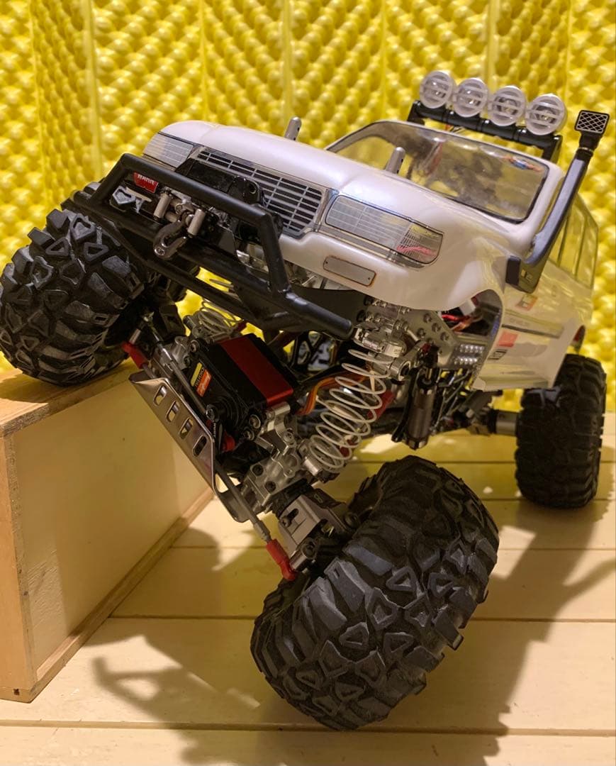 タミヤラジコンCR01フルセット　希少レアパーツカスタムウインチ付きランクル80