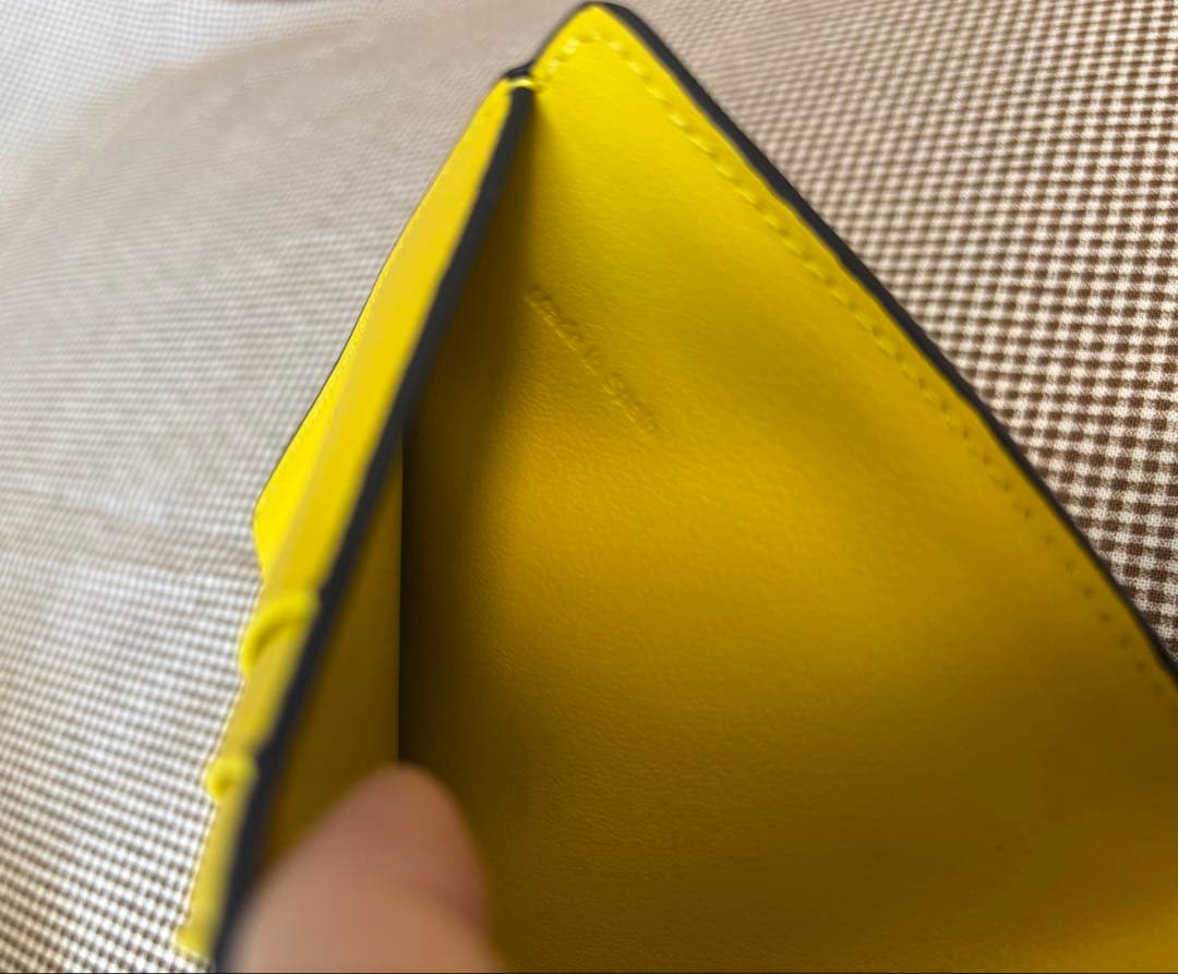 ロエベ　ウォレット ジブリ トトロ　折り財布 イエロー