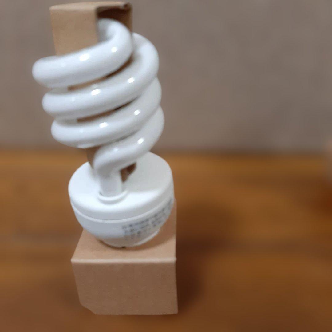 TOSHIBA ネオボール EFD15EL/12-EC 12W