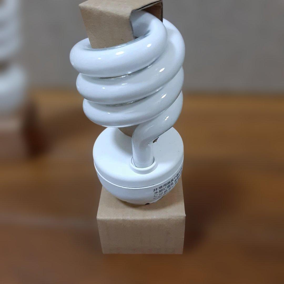 TOSHIBA ネオボール EFD15EL/12-EC 12W