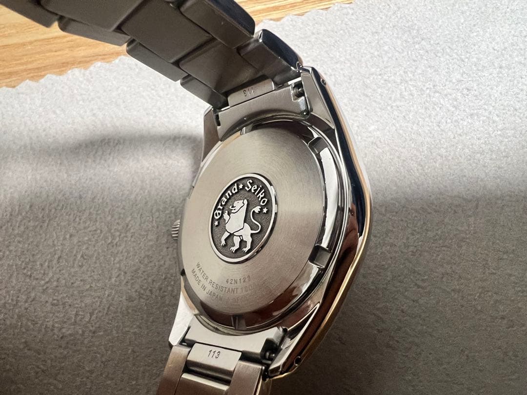 G*w様 グランドセイコー　sbgx265 9Fクォーツ