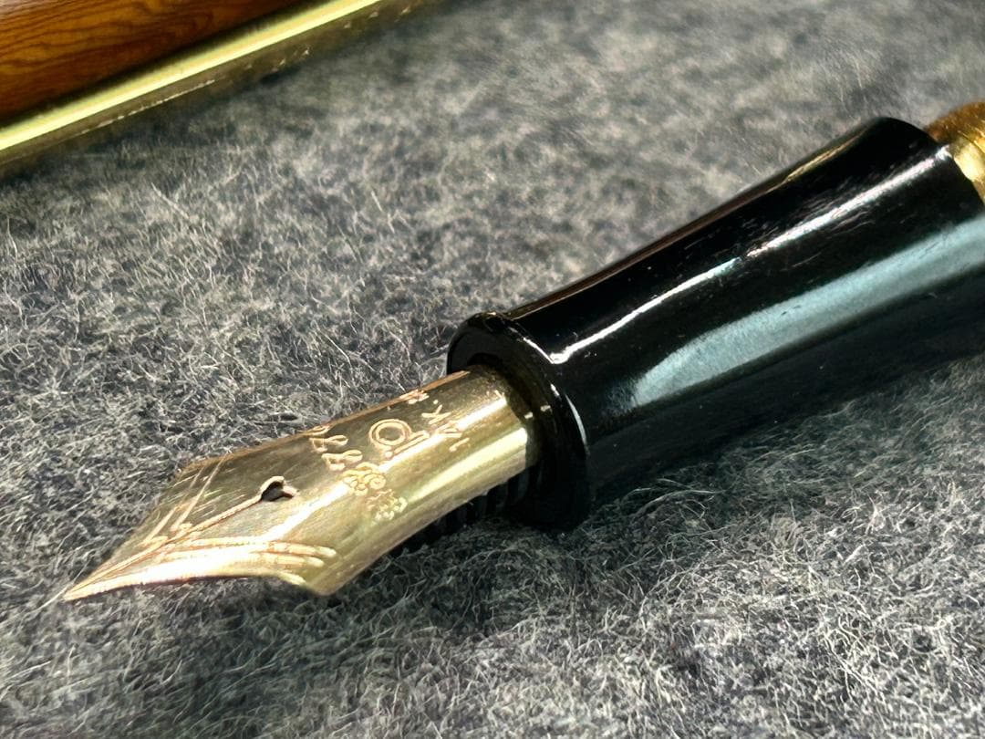 プラチナ　屋久杉　万年筆　#3776　中古