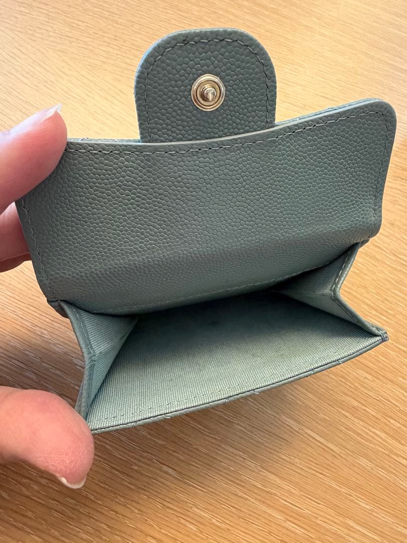 CHANEL マトラッセ　コンパクト財布