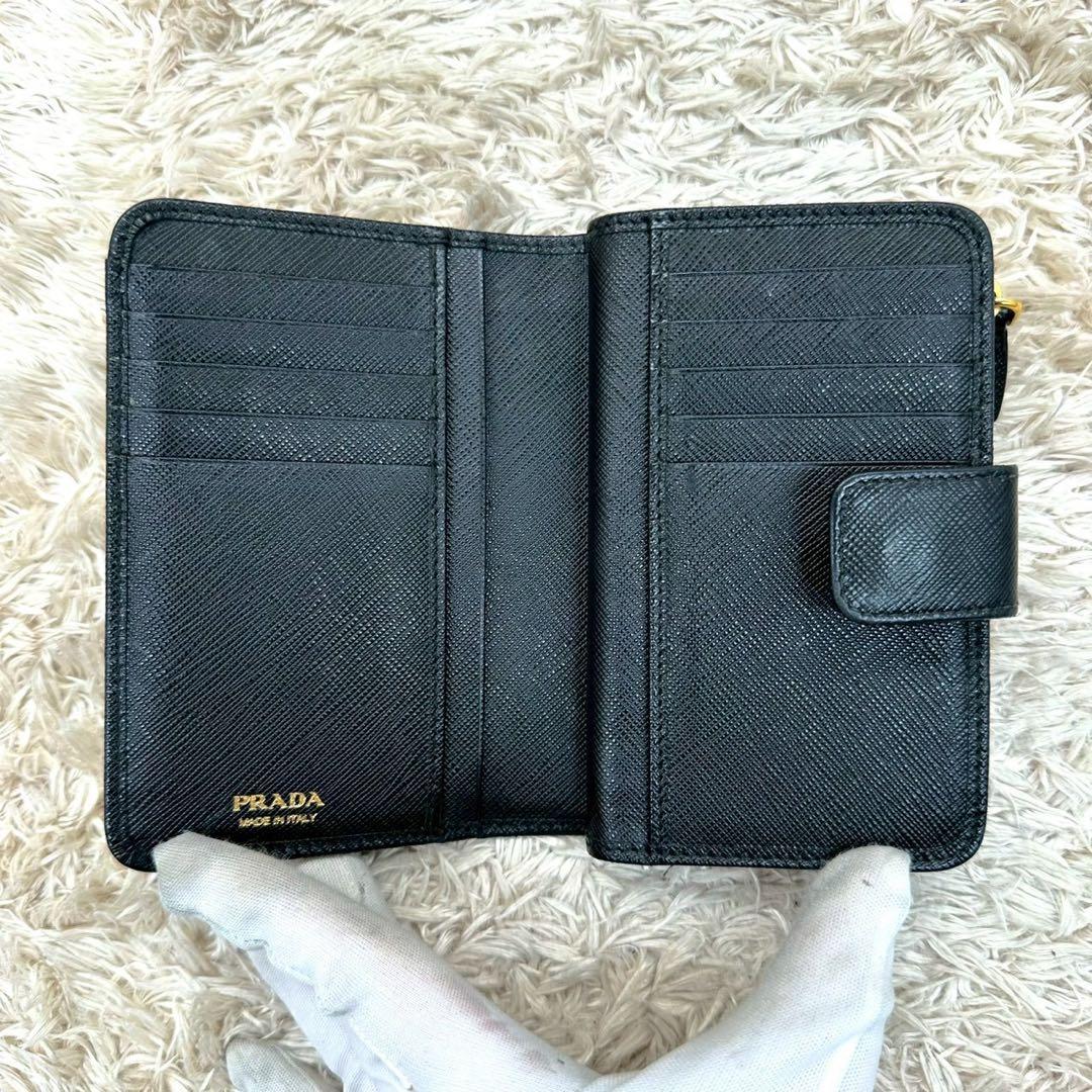 【極美品】プラダ 二つ折り財布 サフィアーノレザー ブラック
