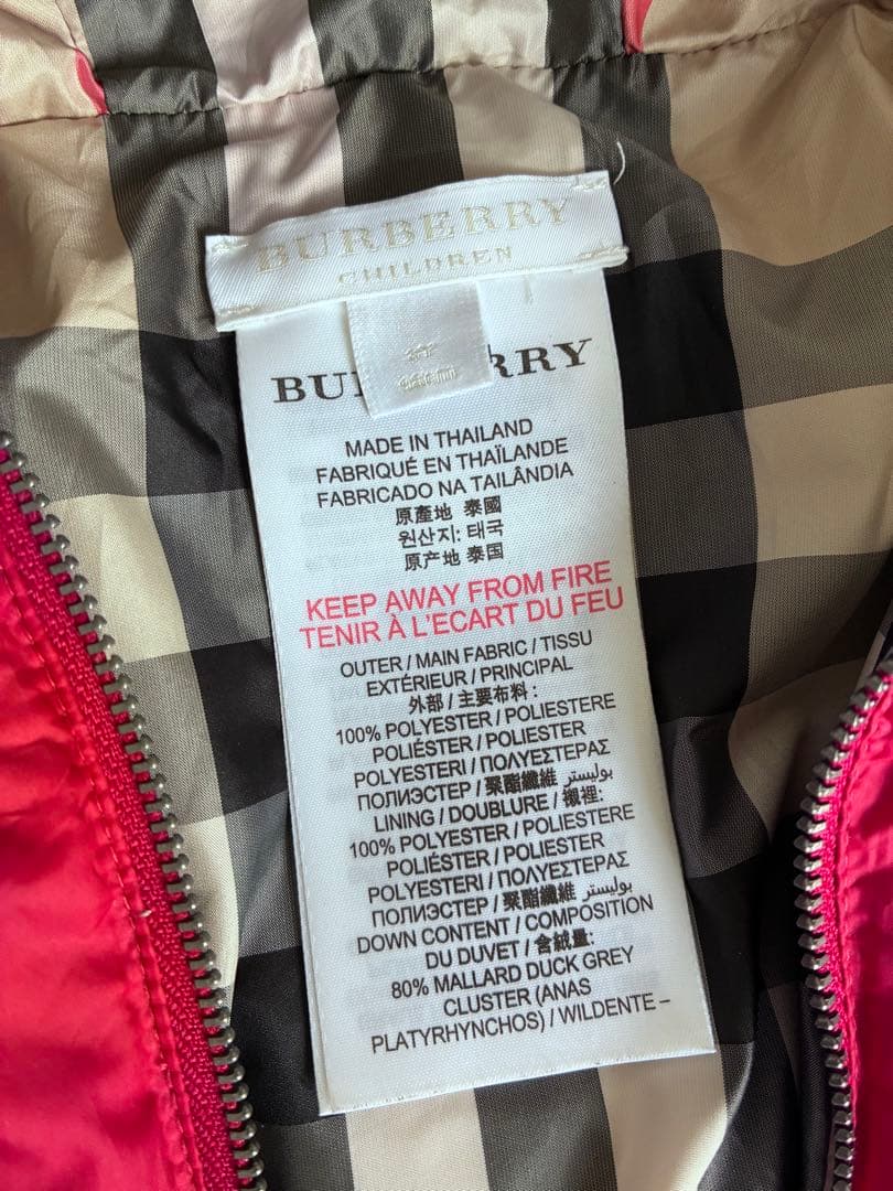 Burberry 赤 チェック柄 ダウンコート98㌢8Y