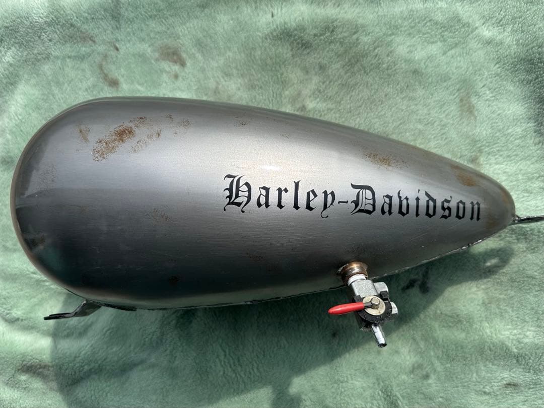 ハーレー　マスタングタンク