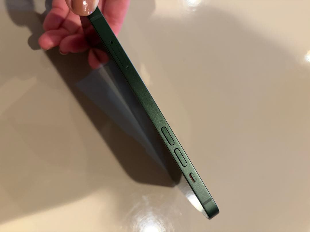 Apple iPhone 13 SIMフリー/グリーン本体　128GB