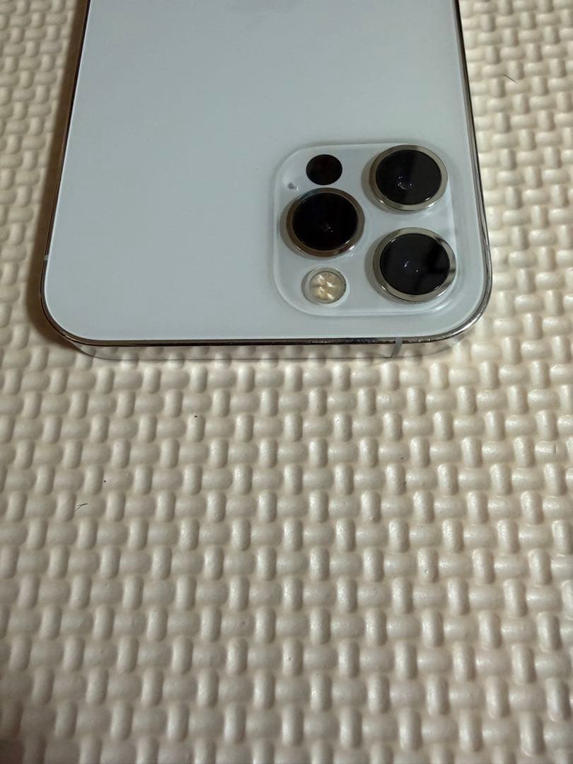 【シャッター音無し】iPhone12 pro 128GB SIMフリー　シルバー