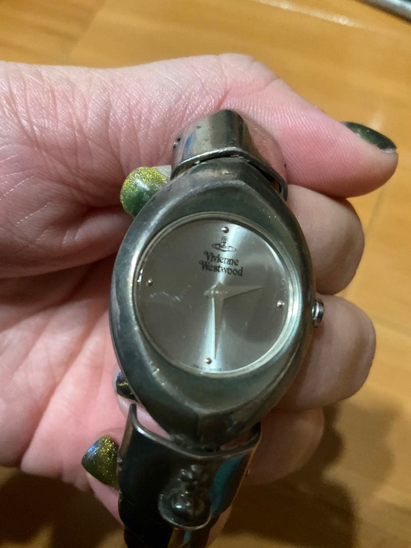 vivienne westwood アーマーウォッチ