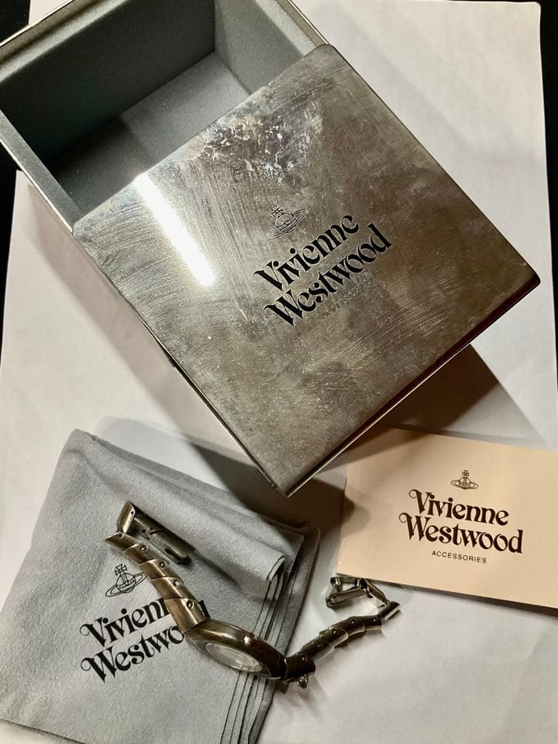 vivienne westwood アーマーウォッチ