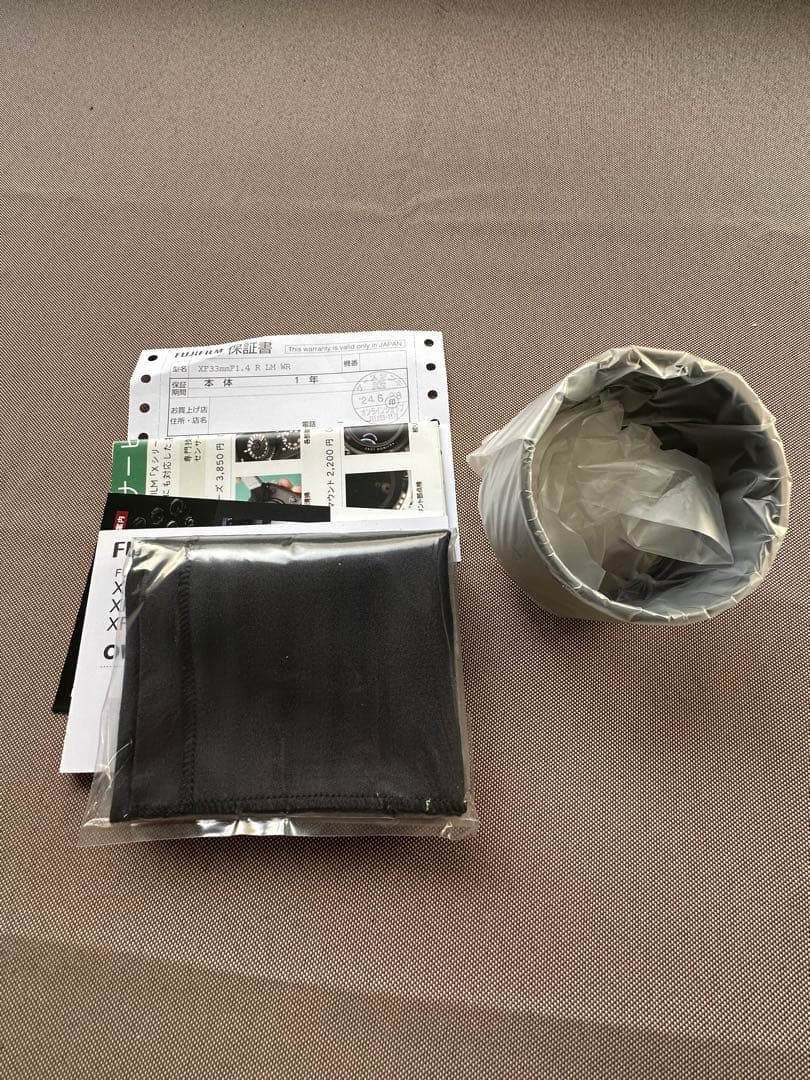 フジフィルム　FUJIFILM XF33mmF1.4 R LM WR おまけ付き