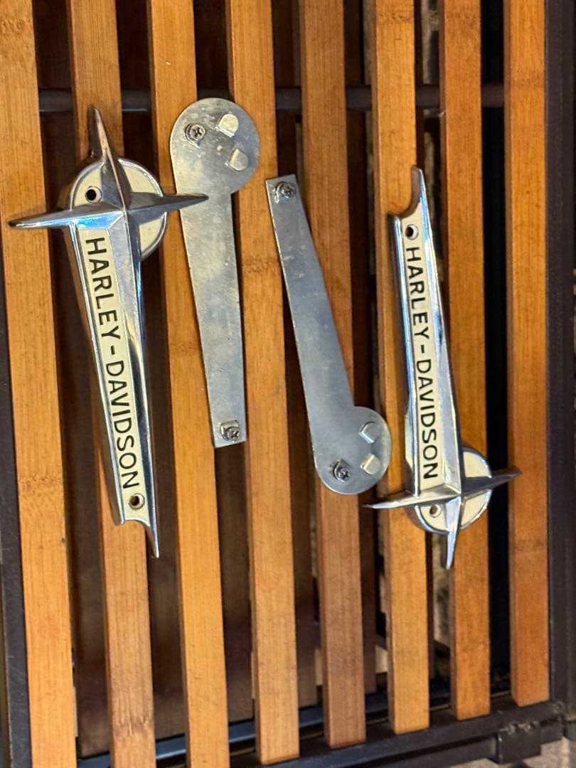 ショベルヘッドタンクエンブレムエボパン純正FLチョッパー