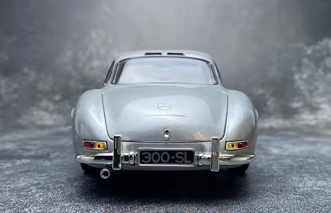 MINICHAMPS メルセデス・ベンツ300SL 1/18