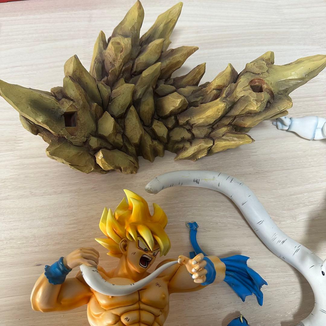 ドラゴンボール 超サイヤ人ゴクウ フリーザ フィギュアセット