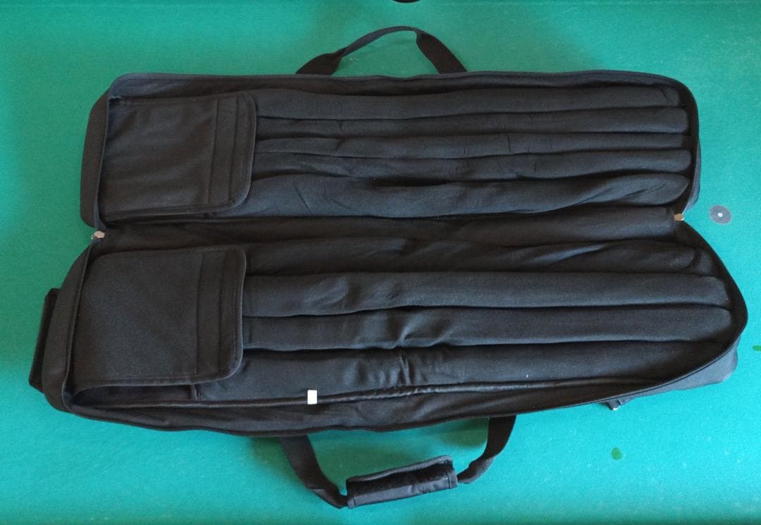 【新品】ビリヤード キューケース 大容量 (4B5S)