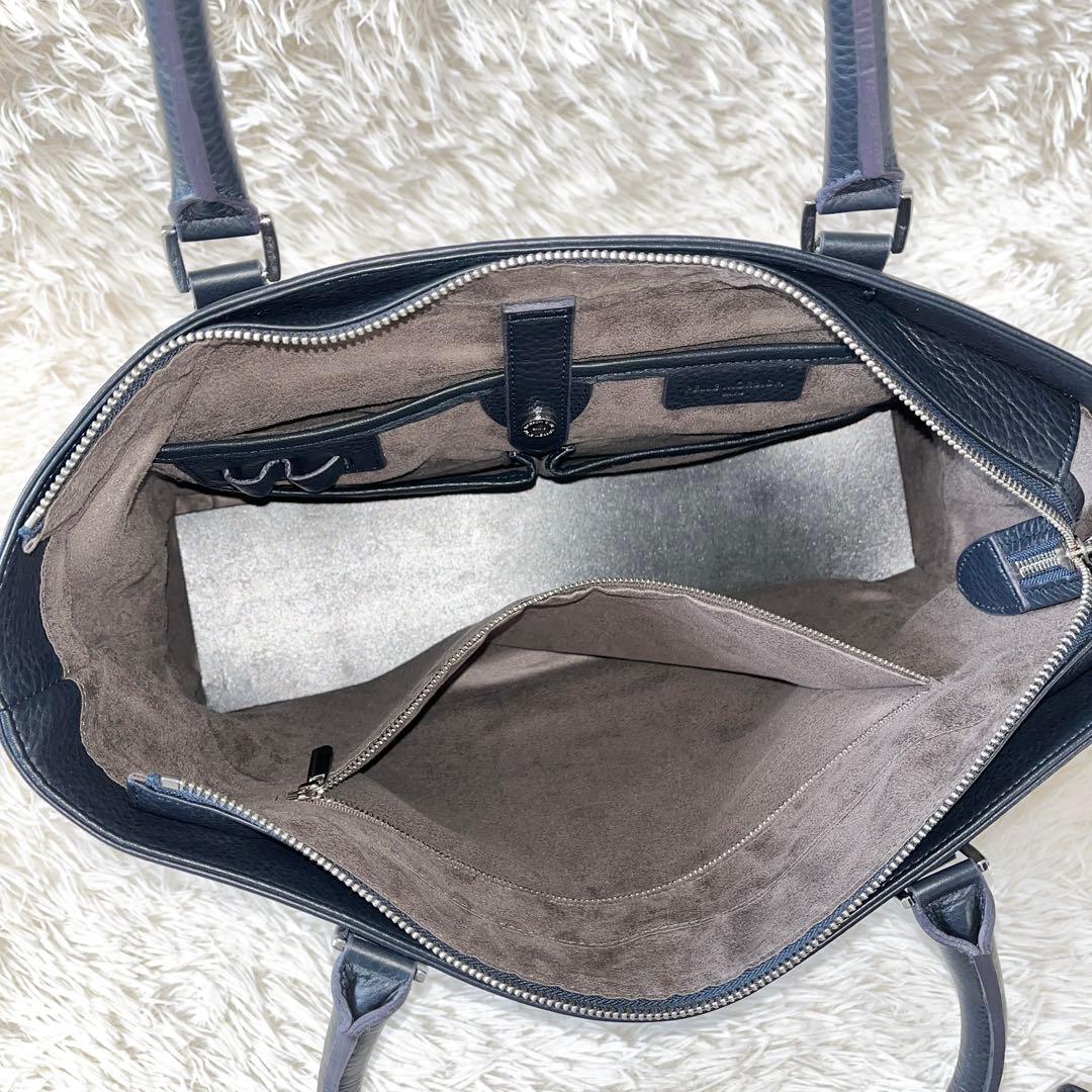 新品未使用✨ペッレモルビダ　トートバッグ　メイデンボヤージュ　ネイビー　シボ革