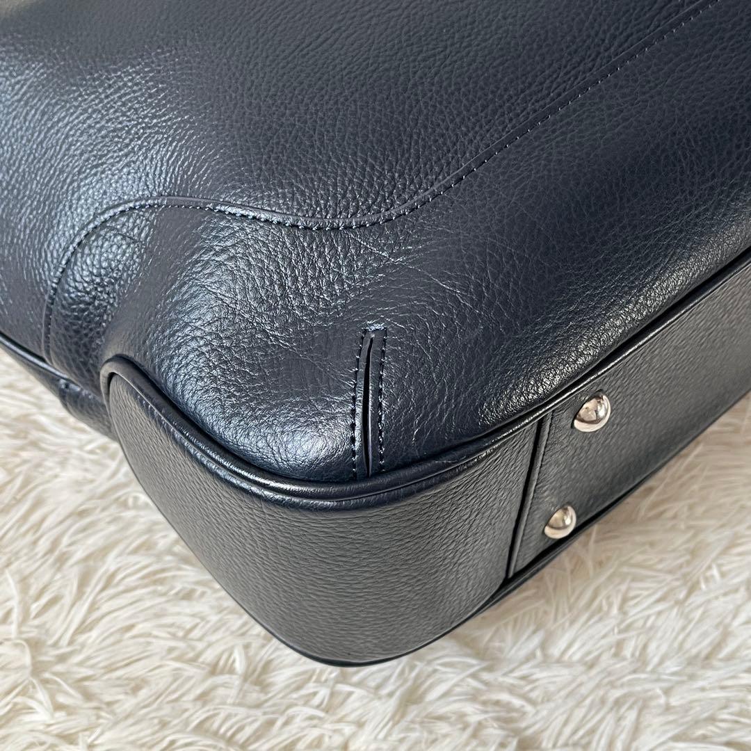 新品未使用✨ペッレモルビダ　トートバッグ　メイデンボヤージュ　ネイビー　シボ革